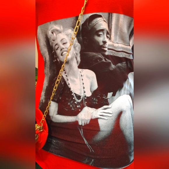 Marylin Monroe And Tupac Red Graphic Fitted Tank Top - Picture 2 of 3